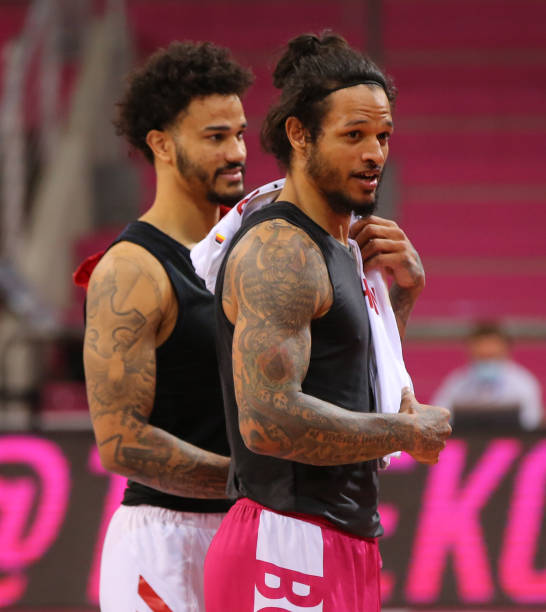 鲜血液密不 鲜血液密不