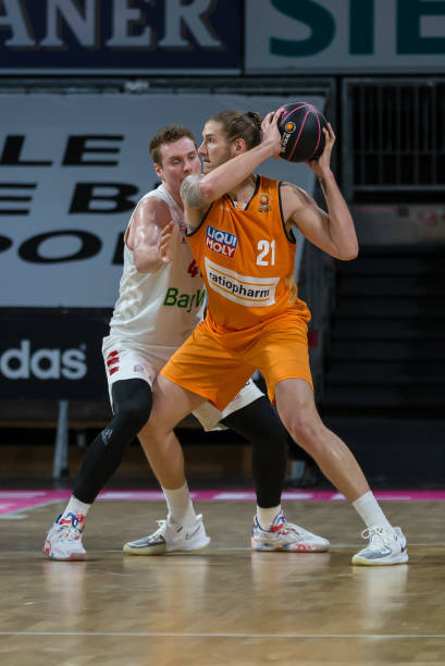 高水平的传 高水平的传