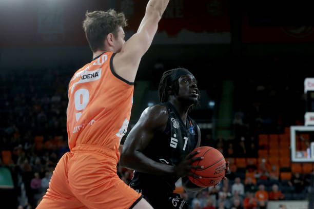 比赛和球员 比赛和球员