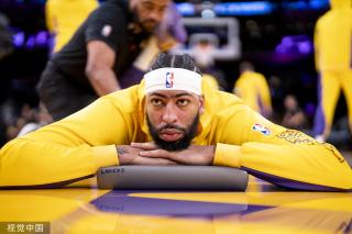 他每天都在 他每天都在